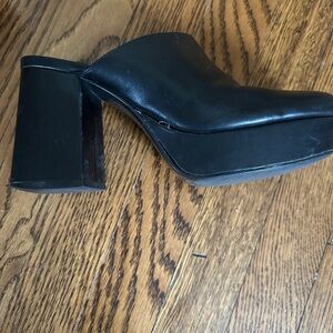 Zara Black Leather Block Heel Mules